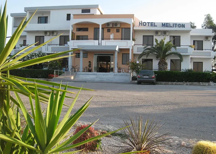 Meliton Hotel Theológos