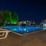 Meliton Otel Theológos