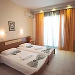 Hotel Meliton 3*