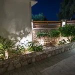 Meliton 3*
